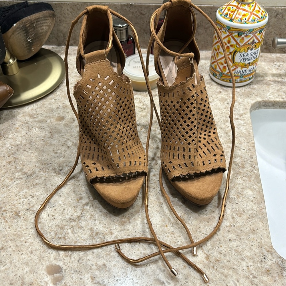 Aldo Riley 28 Brown High Heels